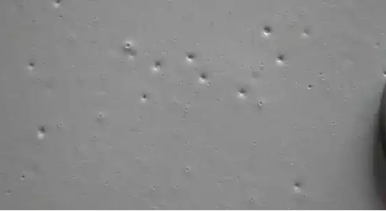 (圖:涂料起泡引起表面缺陷)