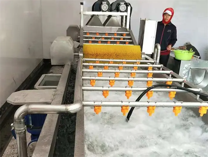 (圖:催干劑產(chǎn)生泡沫)